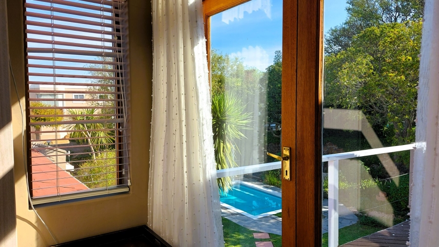 9 Bedroom Property for Sale in Montclair Western Cape